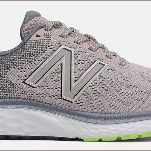NWT Women's New Balance 680 Size 9.5